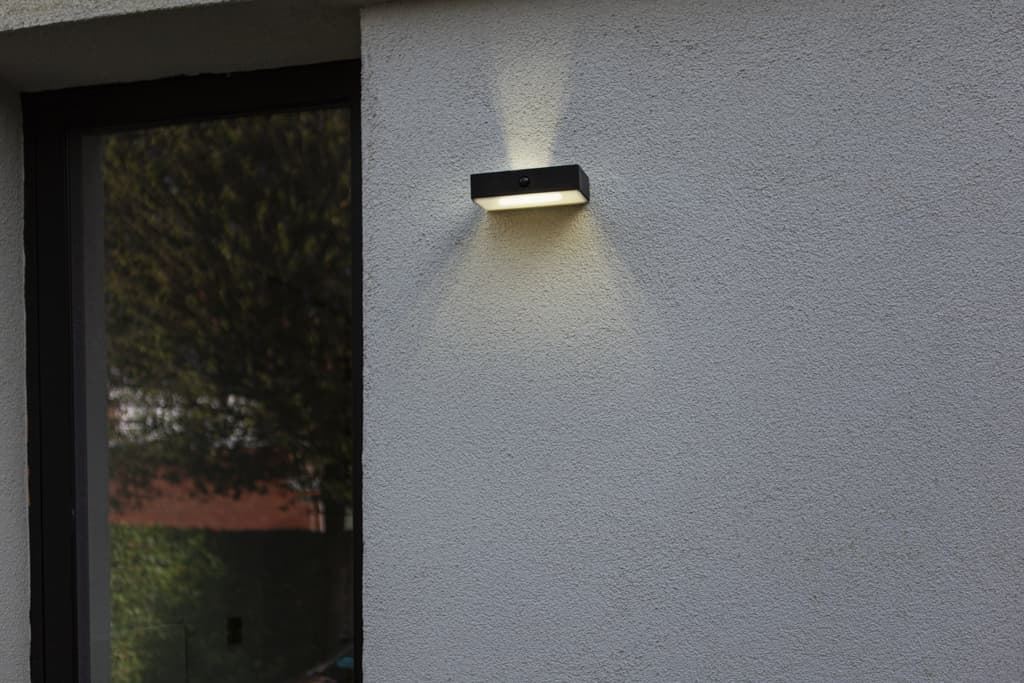 Aplique de exterior solar LED Fadi, CCT