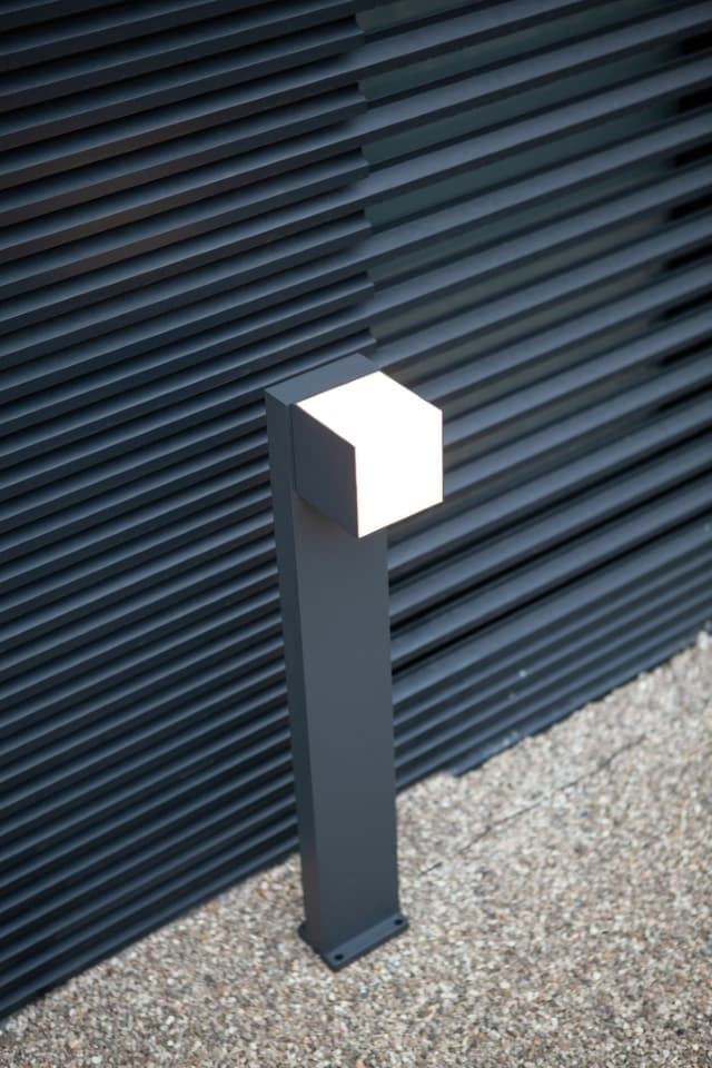 Baliza Lutec de exterior moderna CUBA Black Edition - Imagen 1
