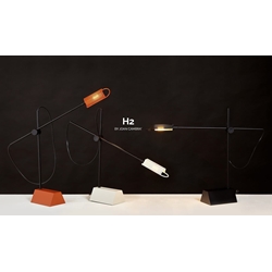 Lámpara de mesa moderna H2 - Imagen 1